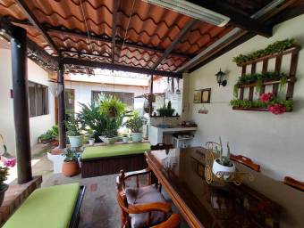 Venta de Casa en Rohrmoser, San José. RAH 25-139 Venta de Casa en Rohrmoser, San José. RAH 25-139