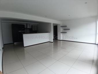 Venta de Apartamento en San José-Uruca. RAH 26-1993