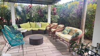 Venta de hermosa casa ubicada en Ciudad colon Mora 26-1164