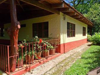 Venta de linda propirdad tipo quinta ubicada en la garita Alajuela 25-1298