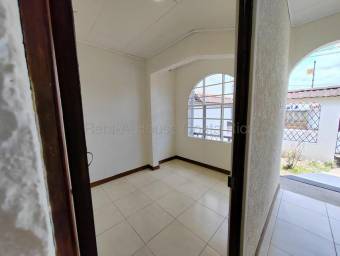 Alquiler de Espacios Comerciales en Oriental-Cartago. Alquiler de Espacios Comerciales en Oriental-Cartago.