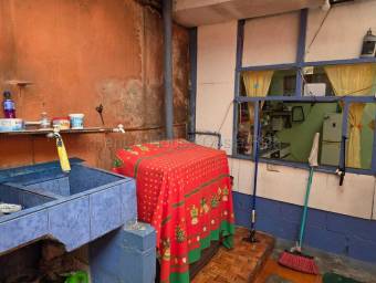 Venta de Casa en Oriental-Cartago.