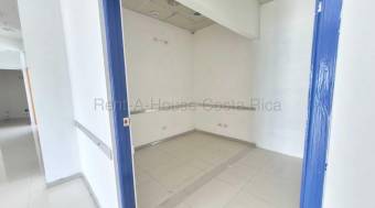 Se vende local comercial en Santa Ana San José 26-2045, $ 780,000, 3, San José, Santa Ana
