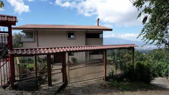 Casa en venta en San Ramón de Tres Ríos con vistas panorámicas y amplio terreno nja1329