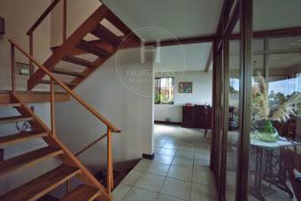 Casa en venta en San Ramón de Tres Ríos con vistas panorámicas y amplio terreno nja1329