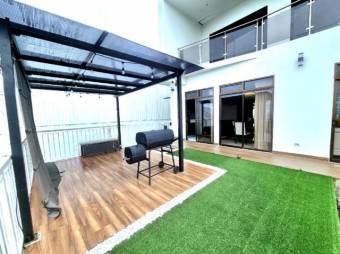 Venta de Casa en Sabanilla de Alajuela. RAH 26-646