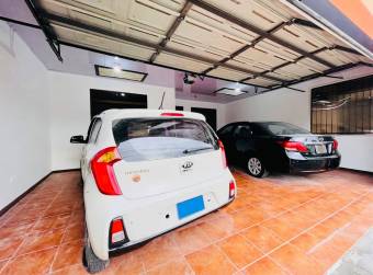 House for sale in Moravia, San José. Code CV5440