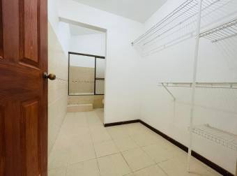 House for sale in Moravia, San José. Code CV5440