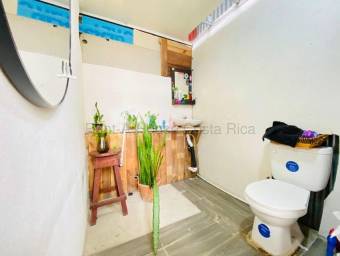 Venta de Casa APTO en San Rafael de Montes de Oca. RAH 26-1715 Venta de Casa APTO en San Rafael de Montes de Oca. RAH 26-1715