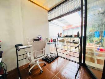 Venta de Casa APTO en San Rafael de Montes de Oca. RAH 26-1715 Venta de Casa APTO en San Rafael de Montes de Oca. RAH 26-1715