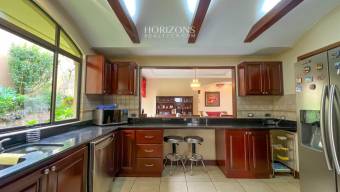 Casa en Condominio Hacienda Gregal Curridabat de 4 Habitaciones  nja1130