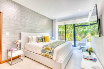 Apartamento de Lujo a Estrenar Condominio Roble Sabana, Santa Ana nja1324