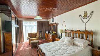 AMPLIA CASA EN VENTA! CON USO DE SUELO MIXTO EN RESIDENCIAL GONZALEZ ÁNGULO EN ORIENTAL CA, $ 775,000, 5, Cartago