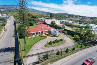PROPIEDAD COMERCIAL CON CASA FRENTE A CARRETERA NACIONAL PRIMARIA 10 OREAMUNO CARTAGO NJC0, $ 1,100,000, 4.5, Cartago, Oreamuno