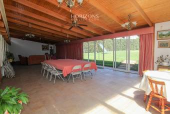 PROPIEDAD COMERCIAL CON CASA FRENTE A CARRETERA NACIONAL PRIMARIA 10 OREAMUNO CARTAGO NJC0, $ 1,100,000, 4.5, Cartago, Oreamuno