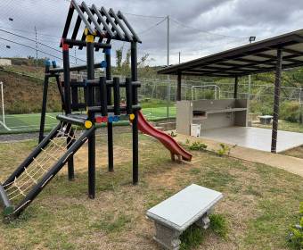Casa de 2 plantas a la venta en Rincón de Sabanilla en San Pablo de Heredia