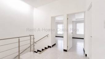 Venta de Casa en Montes de Oca-Sabanilla. RAH 26-2046