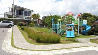 Venta de Casa en Montes de Oca-Sabanilla. RAH 26-2046