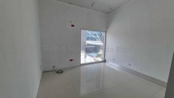 Venta de Local Comercial en Plaza Murano, Santa Ana. RAH 26-2045, $ 780,000, 3, San José, Santa Ana