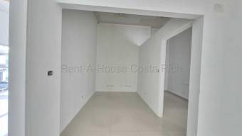 Venta de Local Comercial en Plaza Murano, Santa Ana. RAH 26-2045, $ 780,000, 3, San José, Santa Ana