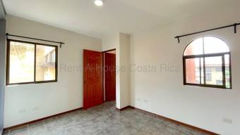 Alquiler de Apartamento en El Centro de Santa Ana. RAH 26-2058