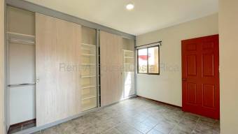 Alquiler de Apartamento en El Centro de Santa Ana. RAH 26-2058