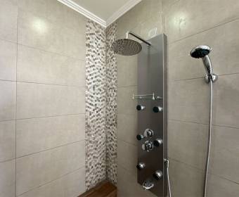 Casa de 1 planta en residencial a la venta en San Rafael de Escazú