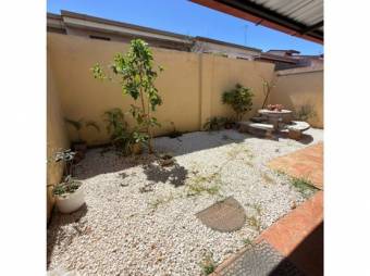 VENTA DE CASA, ALAJUELA, RESIDENCIAL ESTEBAN - 9988719