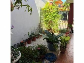 VENTA DE CASA, ALAJUELA, RESIDENCIAL ESTEBAN - 9988719