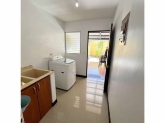 VENTA DE CASA, ALAJUELA, RESIDENCIAL ESTEBAN - 9988719