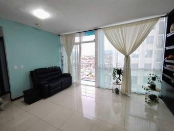 Apartamento en venta en piso 10 con paneles solares en San José #26-2006 GS