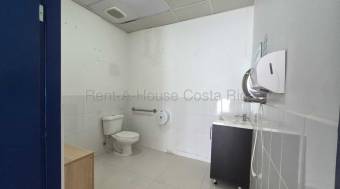 Alquiler de hermoso local comercial con excelente ubicacion 26-2063