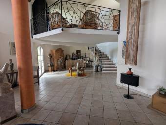 Venta de exclusiva propiedad ubicada en Santa Ana Uruca 26-2053 Venta de exclusiva propiedad ubicada en Santa Ana Uruca 26-2053