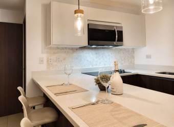 Alquiler de Apartamento Amueblado con Amenidades de Lujo en Escazú.