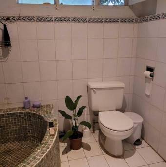 Venta de Lote Casa en Escazú. RAH 26-1249 Venta de Lote Casa en Escazú. RAH 26-1249