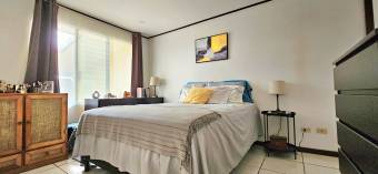 House for sale in Desamparados.