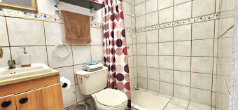 House for sale in Desamparados.