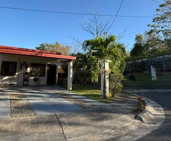 Casa de 1 planta en condominio Vila Jardín Real 