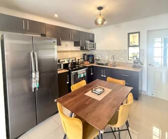 Casa de 1 planta en condominio Vila Jardín Real 