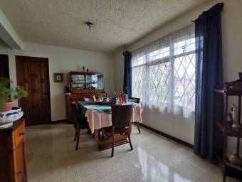 Venta de Edificio Esquinero en Uruca, San José. RAH 26-999