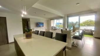 Venta de exclusivo apartamento de lujo para inversion en Escazu 26-2072