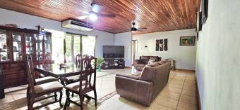 Venta de Casa en Guanacaste, Sardinal. Cod. CV5442