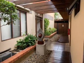 Alquiler de Apartamento Amueblado en Mata Redonda-San José. RAH 25-1908