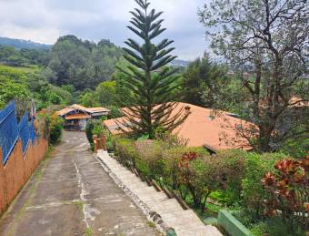HEREDIA SANTA BARBARA BIRRI VENDO CASA ₡120.000.000