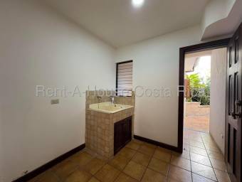 Se alquila casa en Escazú San José 26-1475