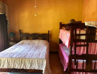 Finca con vivienda en venta en Coyolar de Orotina, Alajuela