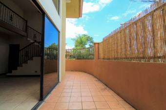 Precio de Oportunidad Se Vende Casa en Guayabos Curridabat 3 Habitaciones más Cuarto Servi