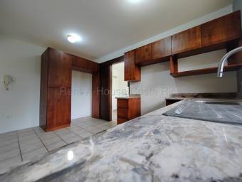 Venta de  casa o se alquila con opcion a compra en pozos de santa ana 26-2084