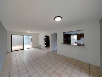 Venta de  casa o se alquila con opcion a compra en pozos de santa ana 26-2084