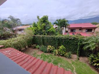Venta de  casa o se alquila con opcion a compra en pozos de santa ana 26-2084